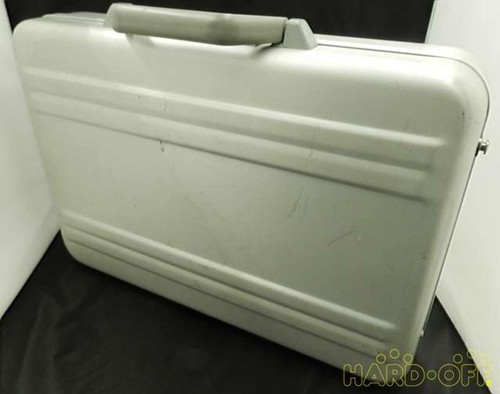 Zero halliburton attache - halliburton,