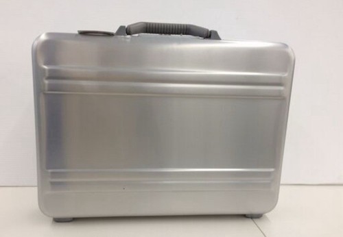 Zero halliburton aluminium - zero,